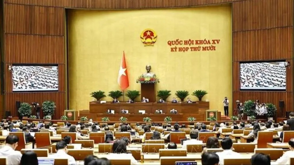 Đại biểu góp ý mục tiêu tăng trưởng 2 con số